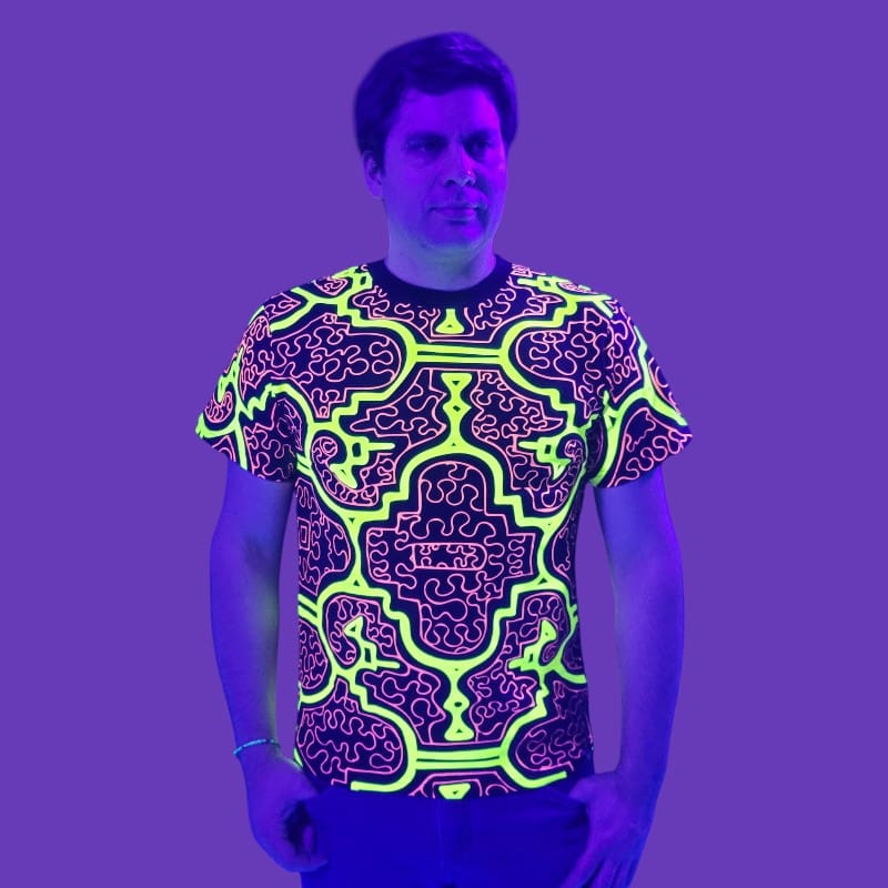 Schwarzlicht T-Shirt Shipibo Gelb-pink