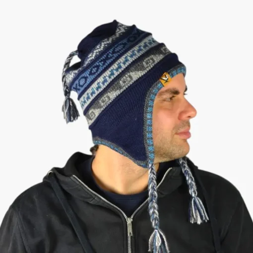 Chullo – Handgestrickte Wollmütze mit Ohrenschutz - Dunkelblau Variante 1