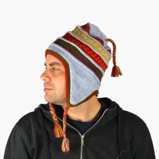 Chullo – Handgestrickte Wollmütze mit Ohrenschutz - Grau Variante 1