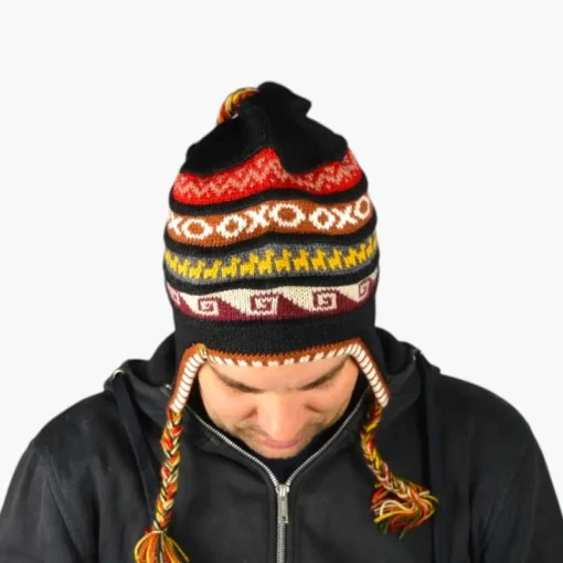 Chullo – Handgestrickte Wollmütze mit Ohrenschutz - Schwarz Variante 2