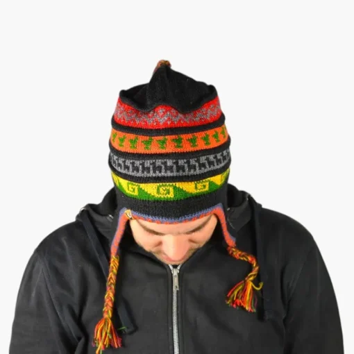 Chullo – Handgestrickte Wollmütze mit Ohrenschutz - Schwarz Variante 5