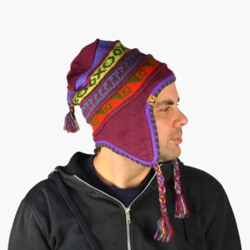 Chullo – Handgestrickte Wollmütze mit Ohrenschutz - Violett Variante 1